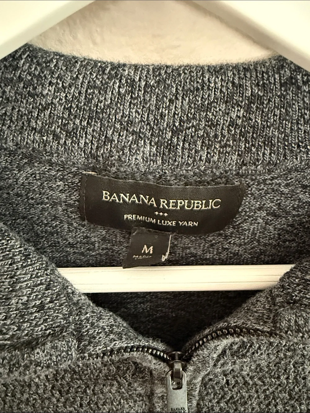 Banana Republic Men’s Charcoal Heather Quarter-Zip Sweater